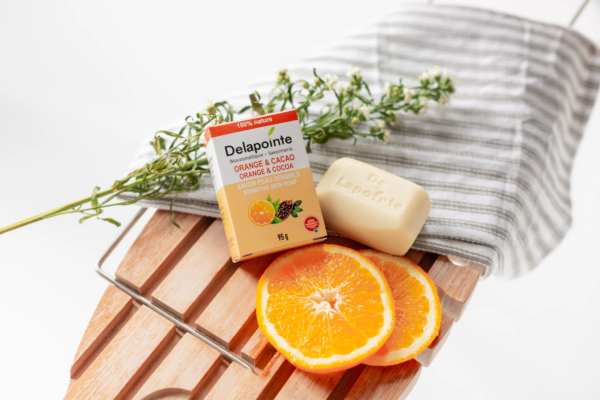 Orange & cocoa soap by Delapointe